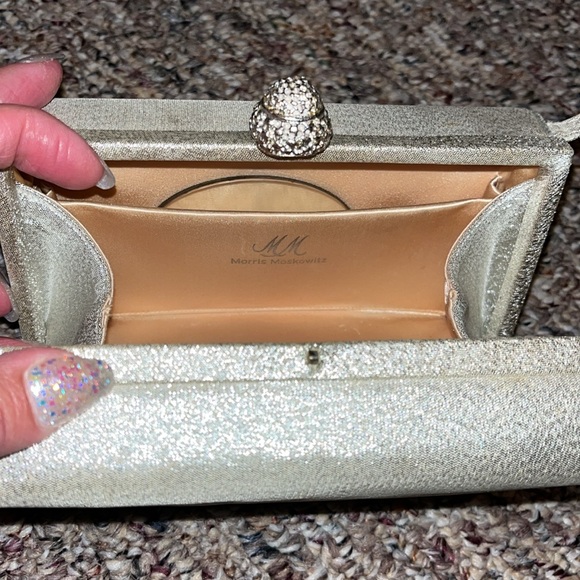 Beautiful evening bag.  Stunning - Picture 2 of 4